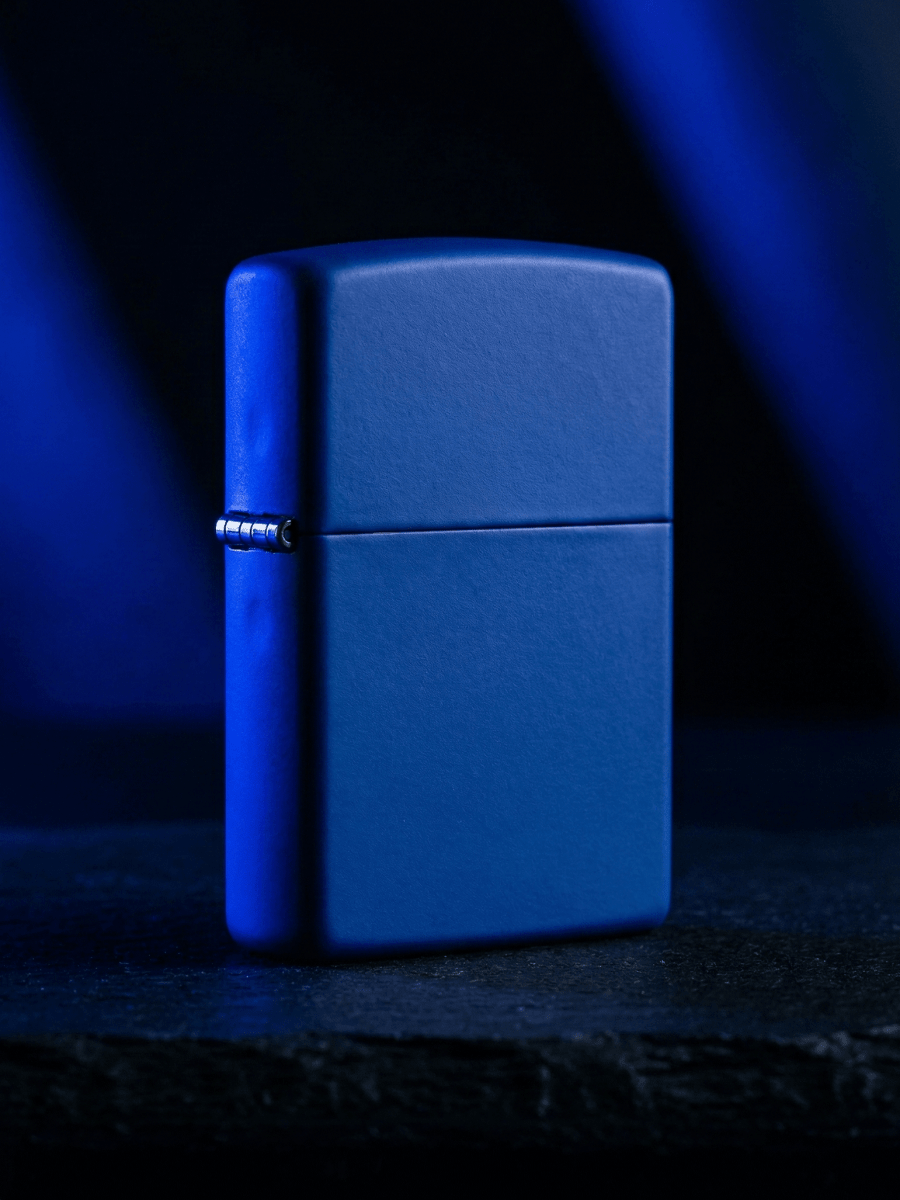 Zippo Royal Blue Matte | Custom Engrave - Laser Art MTL Image principale du produit